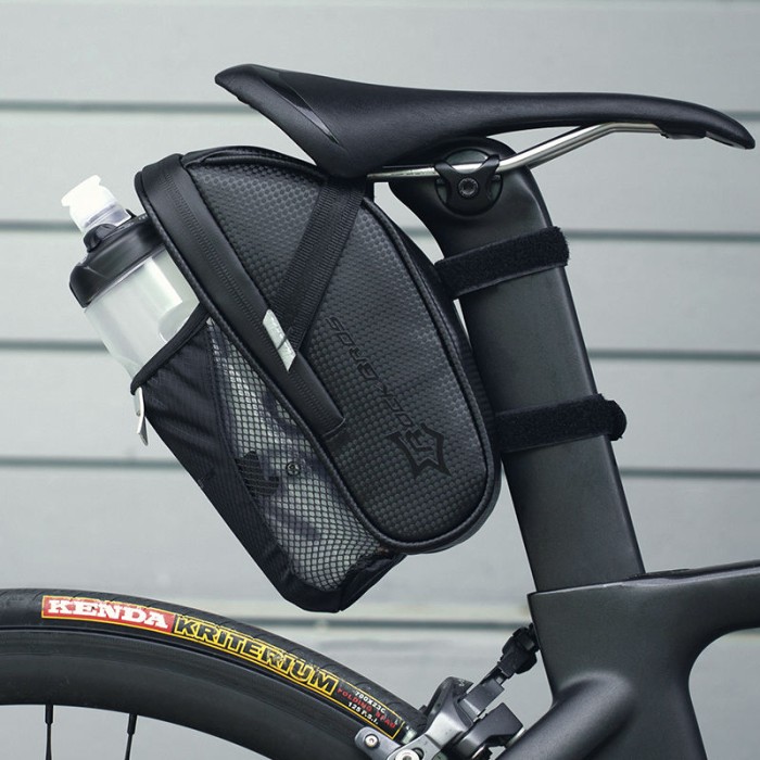Rockbros C7-1 waterproof bicycle bag with saddle mounting 1.5l - black
