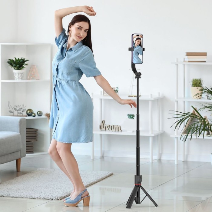 Tech-Protect L04S Bluetooth Selfie Stick with Tripod up to 95cm and 360 Head - Black
