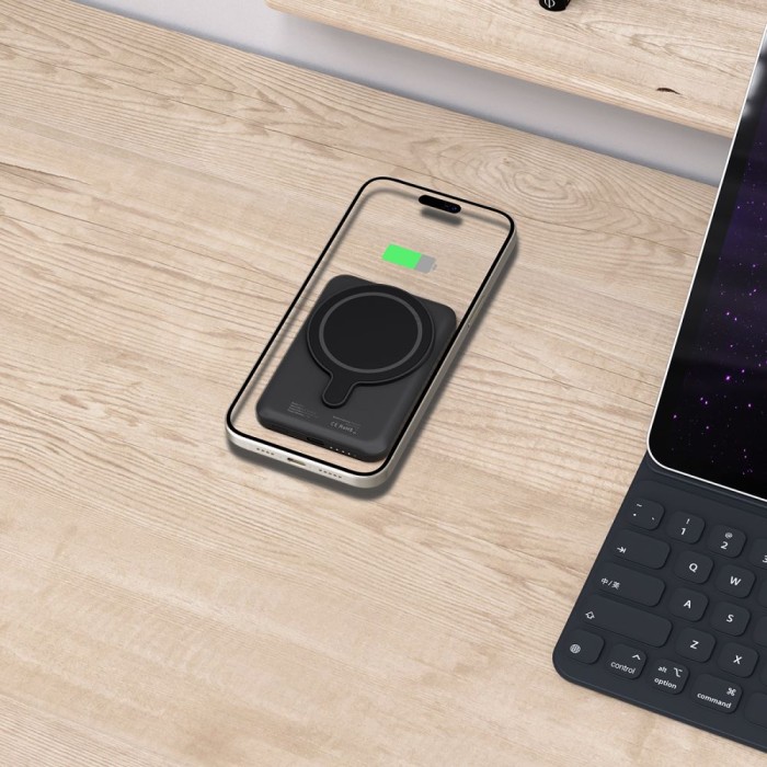 Tech-Protect LifeMag PB10 Powerbank with MagSafe 5000mAh 15W USB-C port - black + USB-C cable