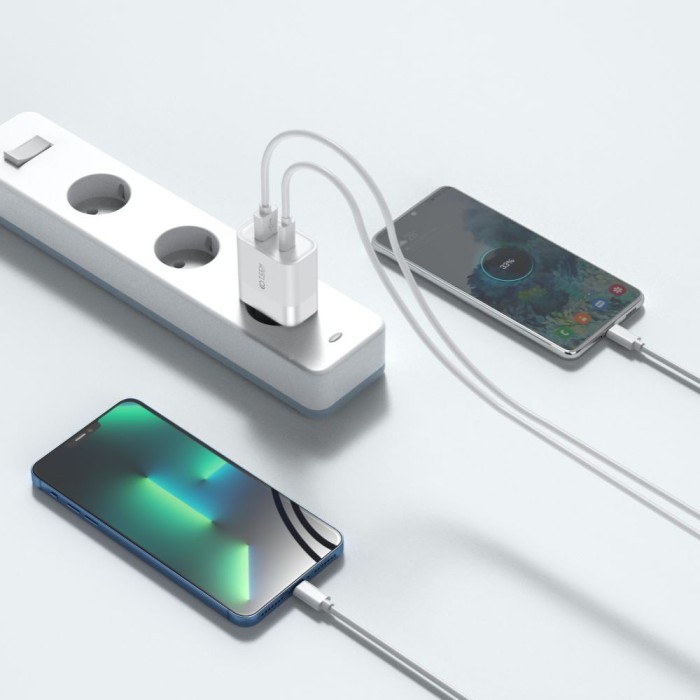 Tech-Protect C30W charger USB-C PD 30W / USB-A QC 3.0 - white