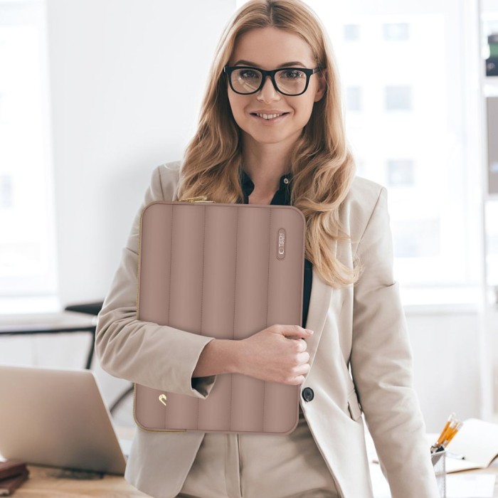 Tech-Protect Puffy 13-14" Laptop Bag - Brown