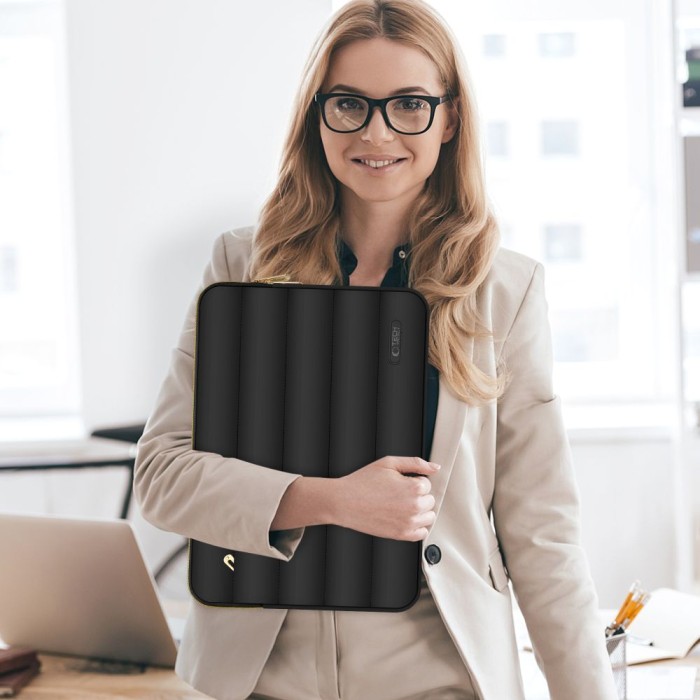 Tech-Protect Puffy 15-16 Laptop Bag - Black
