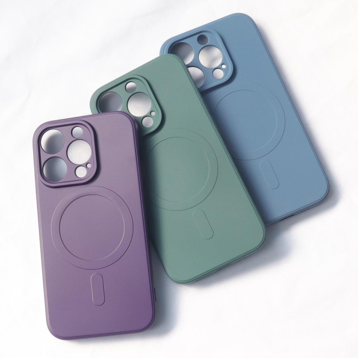 MagSafe compatible silicone case for iPhone 15 Pro Silicone Case - navy blue - OUTLET