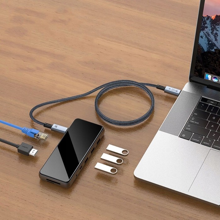 Tech-Protect UltraBoost Max USB-C 4.0 / USB-C 4.0 PD Cable 240W 8K 40Gbps 1m - Gray