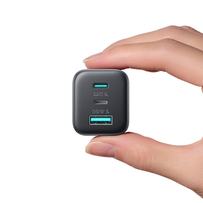 Joyroom JR-TO1 GaN 45 USB-C Lightning USB-A Wall Charger - Black