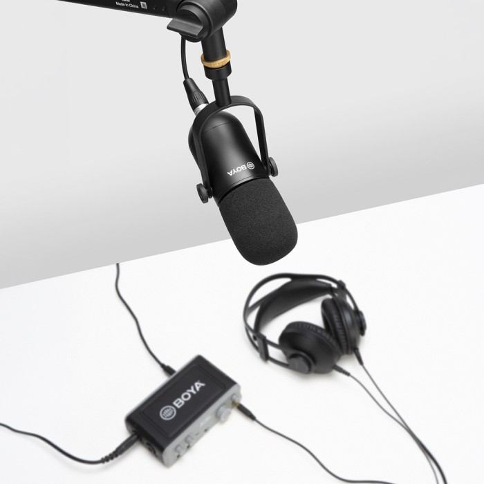 BOYA BY-DM500 Cardioid XLR Dynamic Microphone for Podcasts - Black