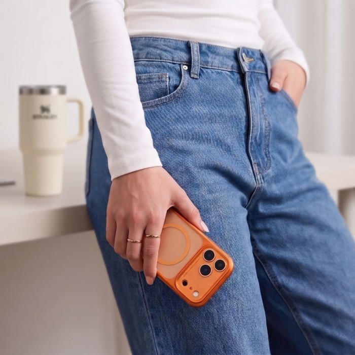 Tech-Protect MagPrime MagSafe CC case for iPhone 18 Pro / 17 Pro - matte orange