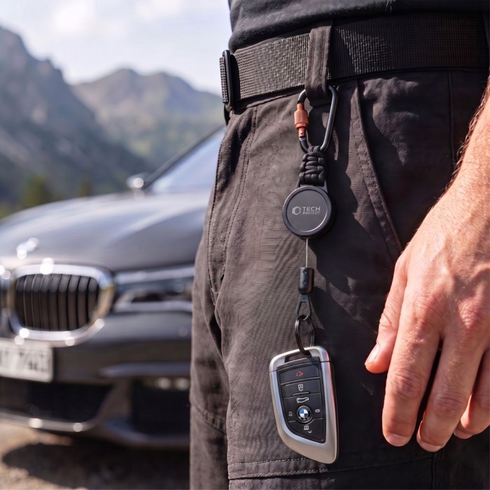 Tech-Protect ATH04 UrbanLoop Lanyard - Black and Orange