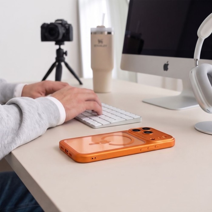 Tech-Protect MagPeak MagSafe CC Case for iPhone 18 Pro Max / 17 Pro Max - Transparent Orange