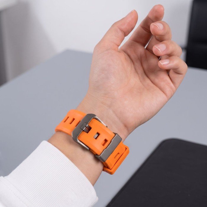 Tech-Protect Motion Strap for Apple Watch 44 / 45 / 46 / 49 mm - Orange
