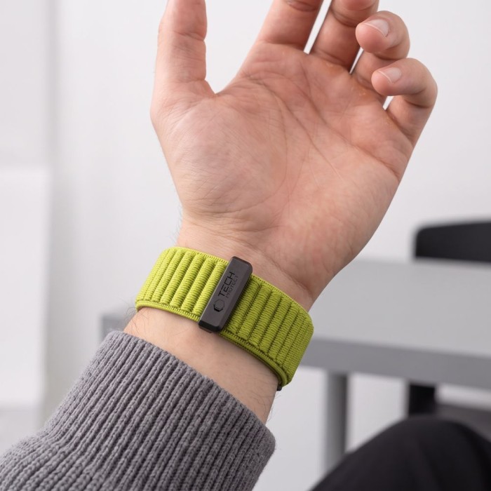 Tech-Protect NylonLoop Band for Garmin Fenix 5 / 6 / 6 Pro / 7 / 8 / 8 Pro / 9 / 9 Pro (47 mm) - lime