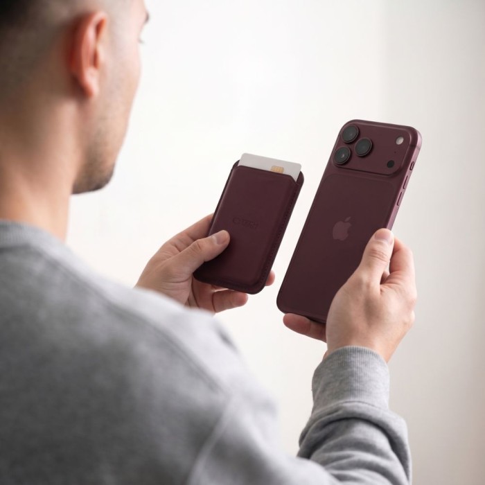 Tech-Protect CH01 MagWallet MagSafe Magnetic Wallet for phone - burgundy
