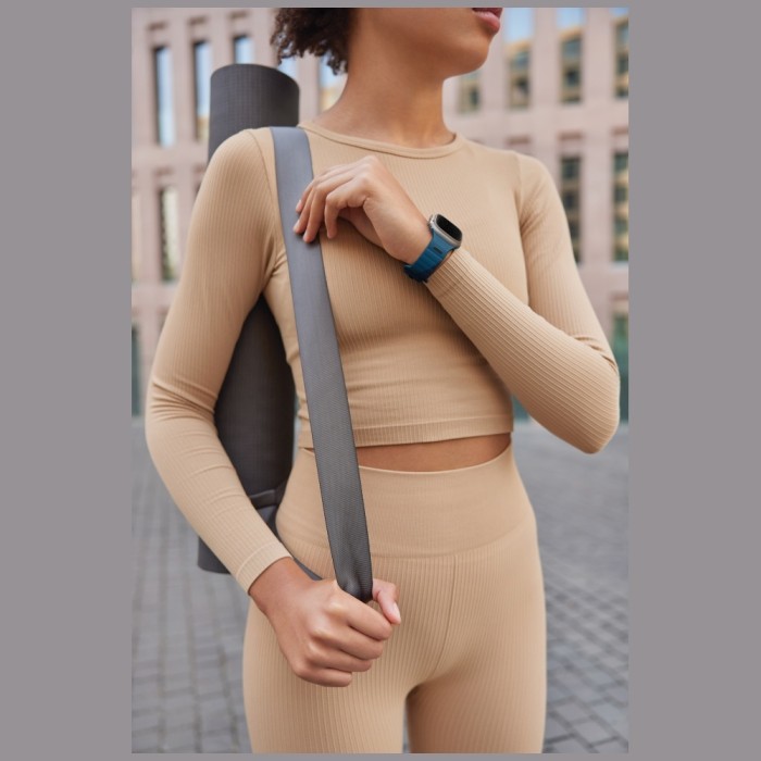 Uniq Stride De Rubber Strap for Apple Watch 44 / 45 / 46 / 49 mm - Blue