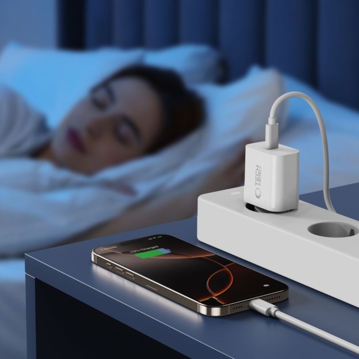 Tech-Protect NC20W wall charger USB-C port - white