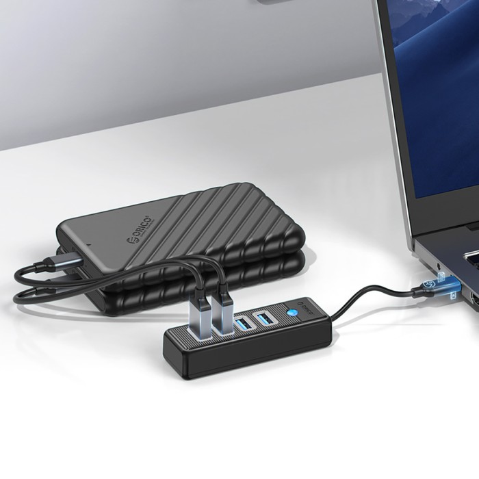 Orico PWC2U-C3 USB-C Hub / 2x USB-A 3.0 + 1x USB-C 3.0 - Black