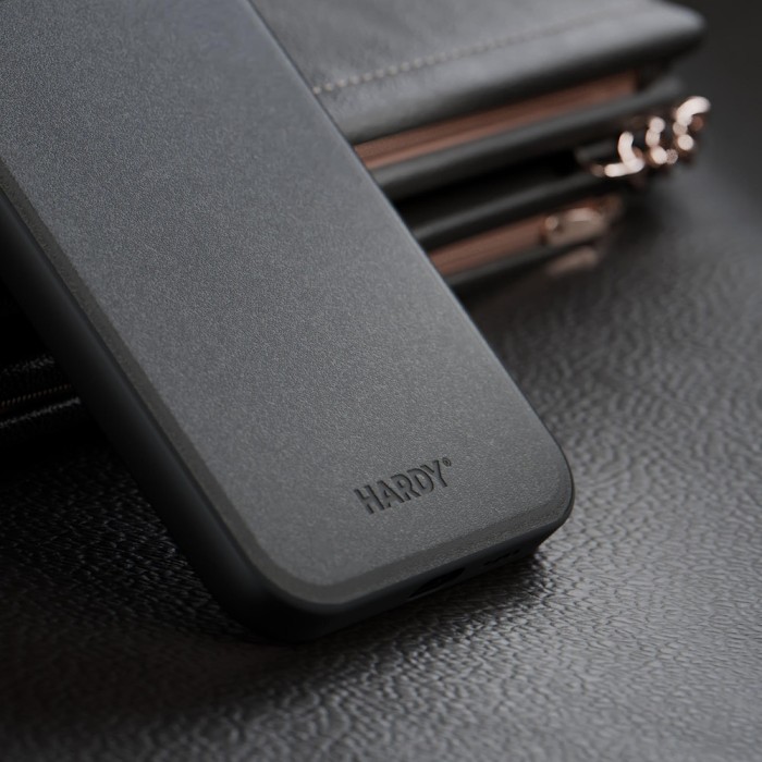 3mk Hardy Apple Silky Leather MagCase for Apple iPhone 16 Pro Max - Black