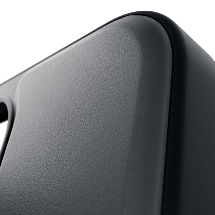 3mk Hardy Apple Silky Leather MagCase for Apple iPhone 16 Pro Max - Black