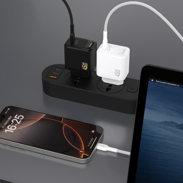 Dudao A28C 45W GaN Wall Charger + USB-C Cable - Black