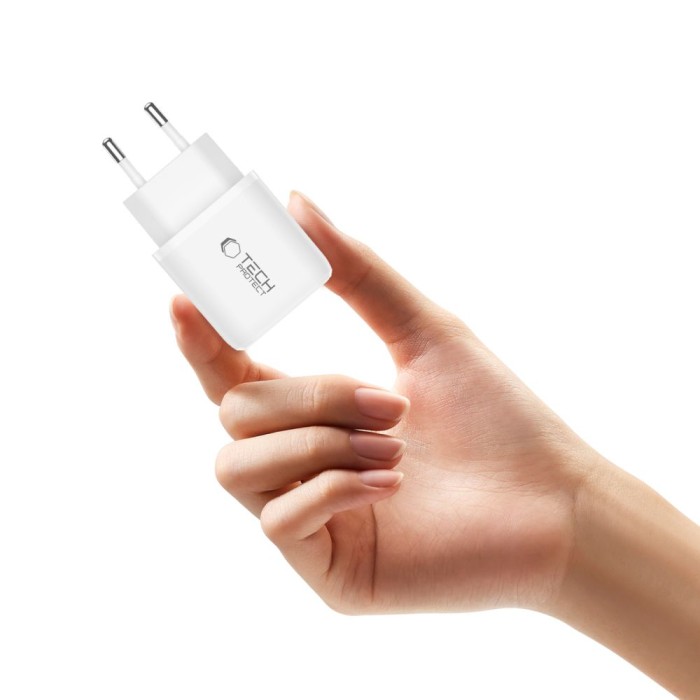 Tech-Protect NCA30 PD 30W QC3.0 USB-A / USB-C Wall Charger - White
