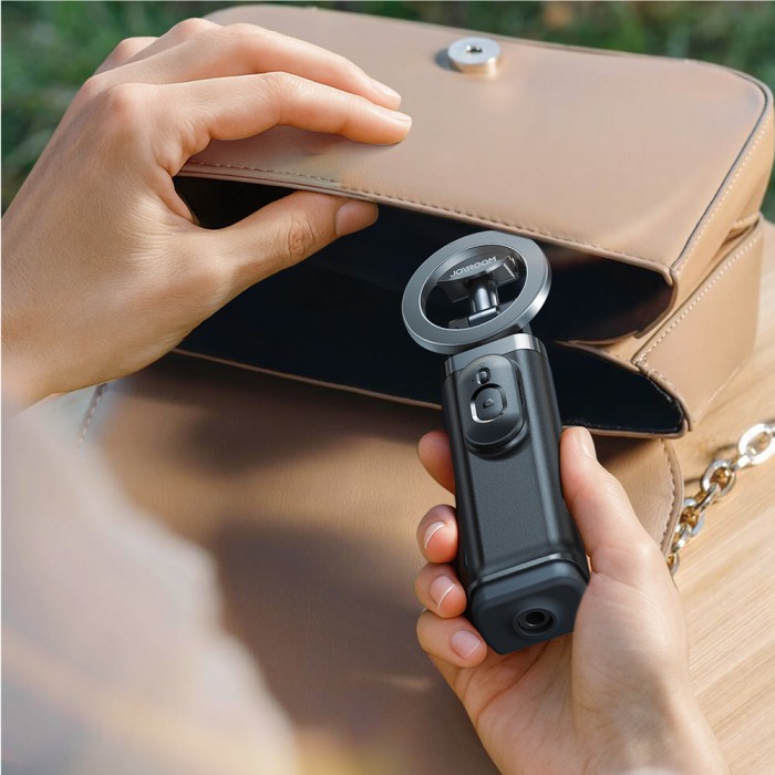 Joyroom JR-ZS509 MagSafe Compatible Selfie Stick with Bluetooth - Black